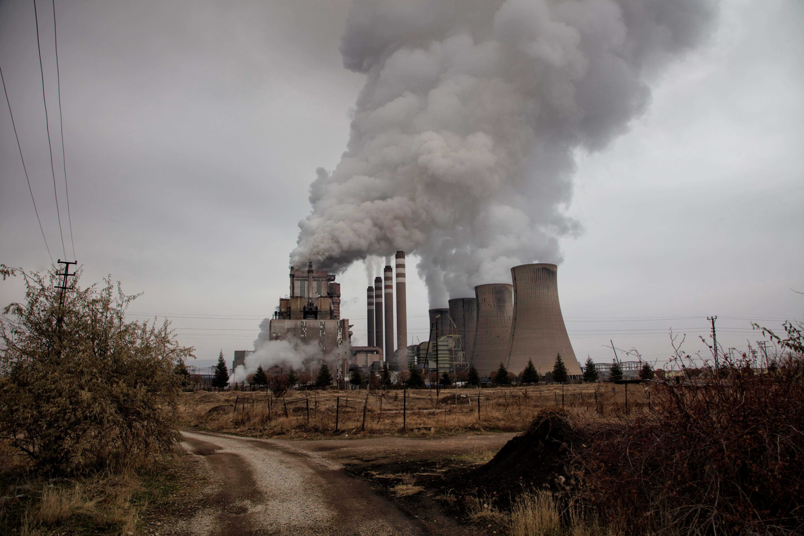 Özelleştirilmiş Kirlilik: Termik Santraller İçin Yapılan Geçici Düzenleme, Çevre Mevzuatını Yok Saymaya Devam Ediyor